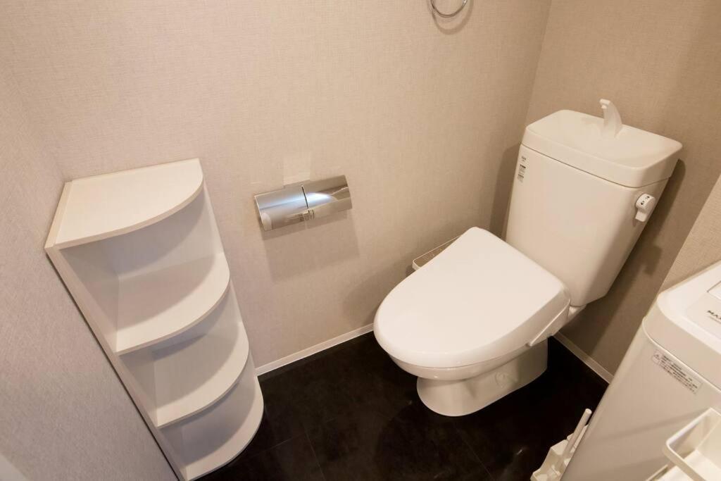 Apartment Tomalco Nakano 2 Tokyo