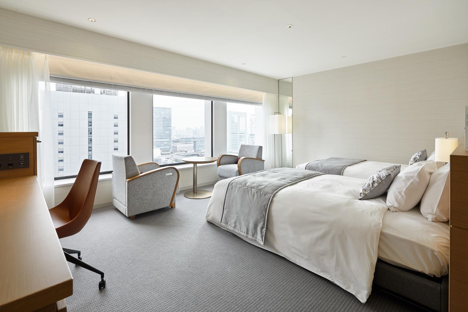 Keio Plaza Hotel 5*