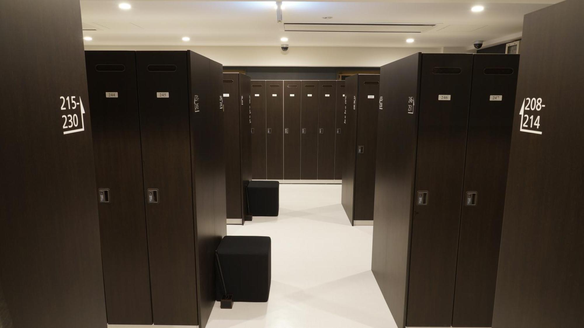 Capsule hotel Ariake Bay