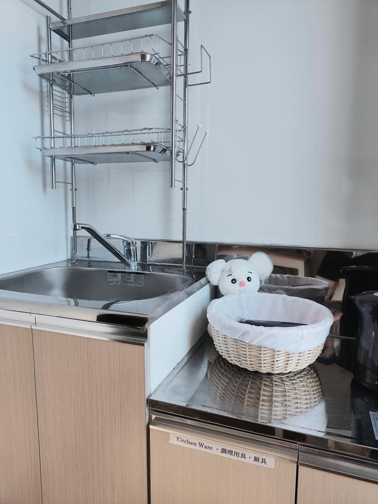 Sun Apartment *