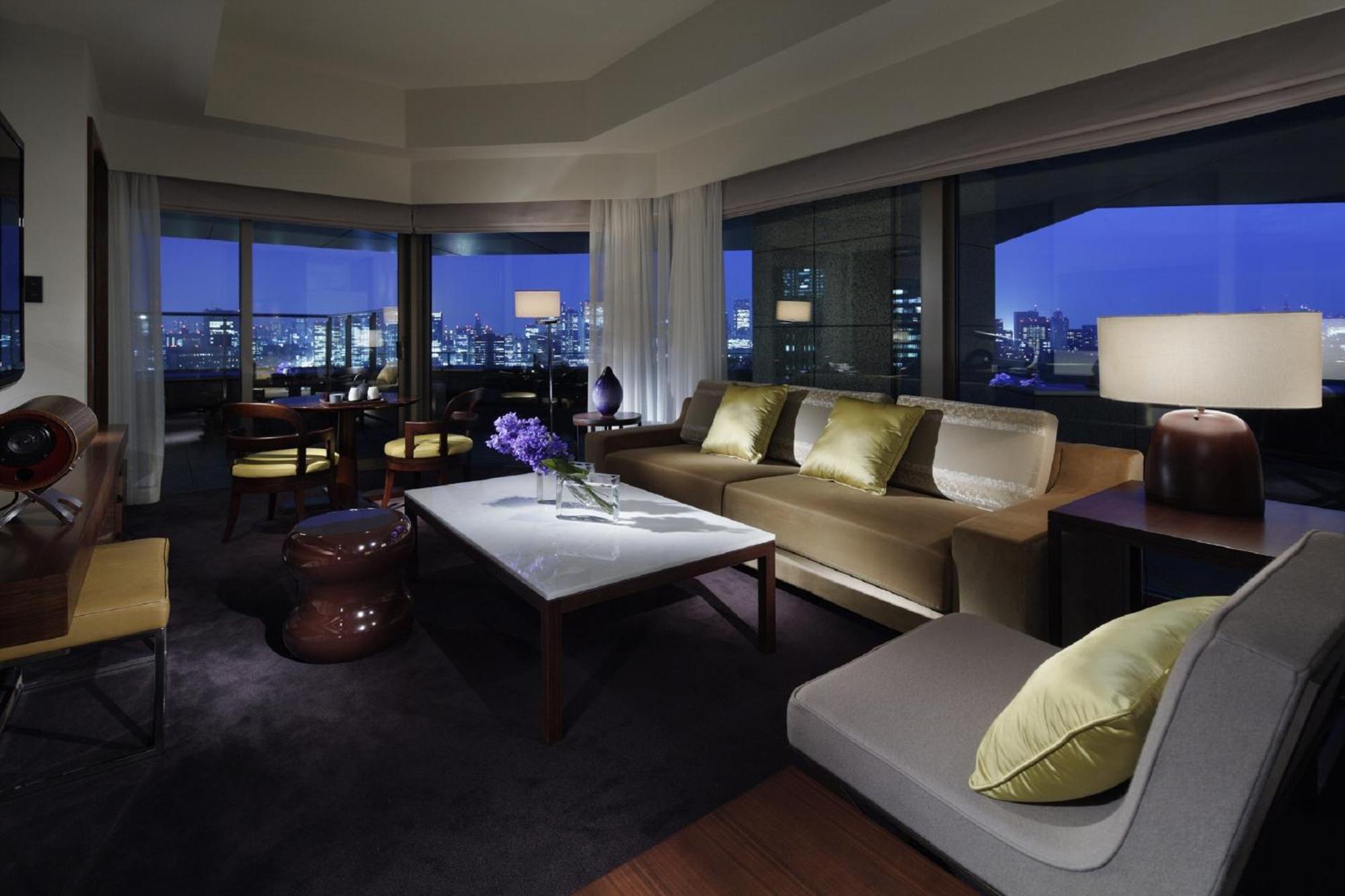 Palace 5*
