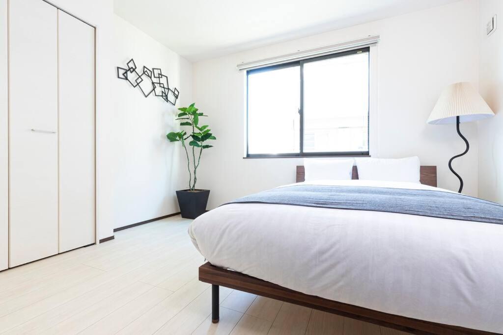 Apartment Family Hikifune Tokyo