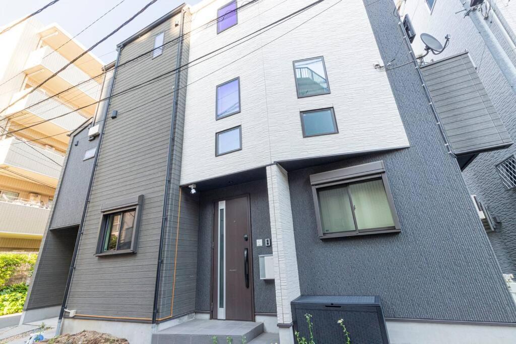 Apartment Family Hikifune Tokyo