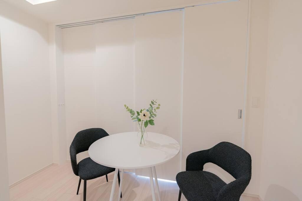 Unito Higashishinjuku Apartment *