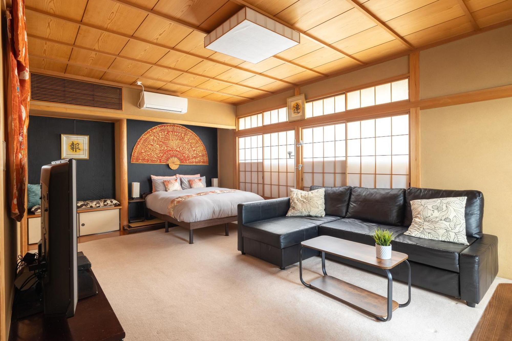 Apartment The Ivy Apartments, Location, Yoyogi!!