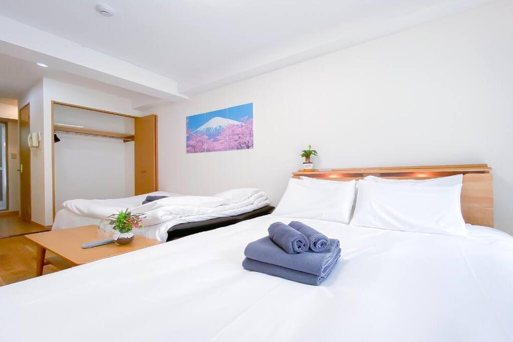 We Aparthotel