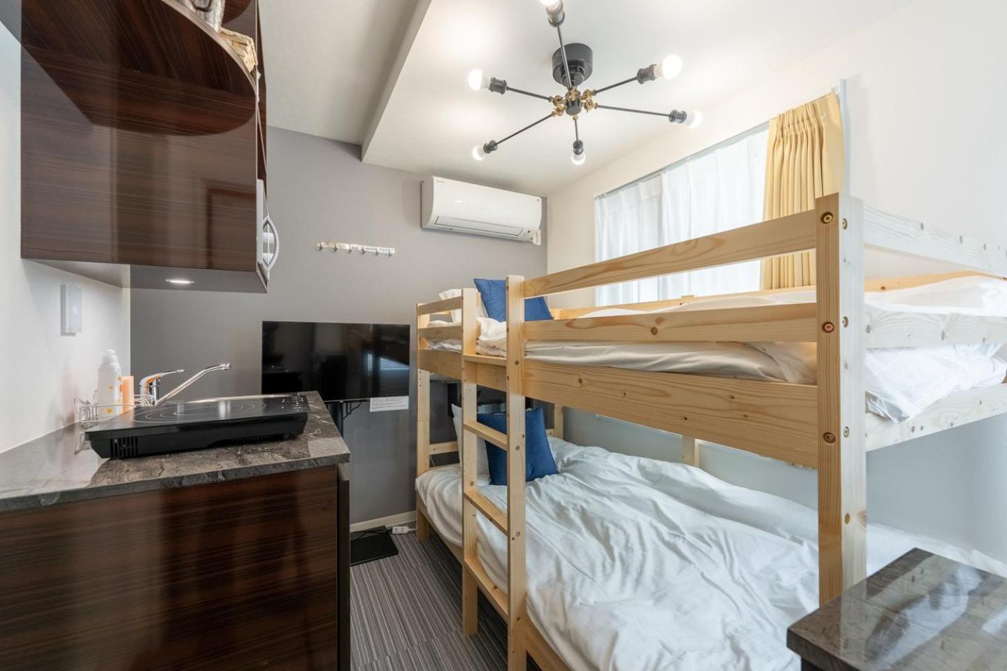 Apartment Lavie Yotsuya *