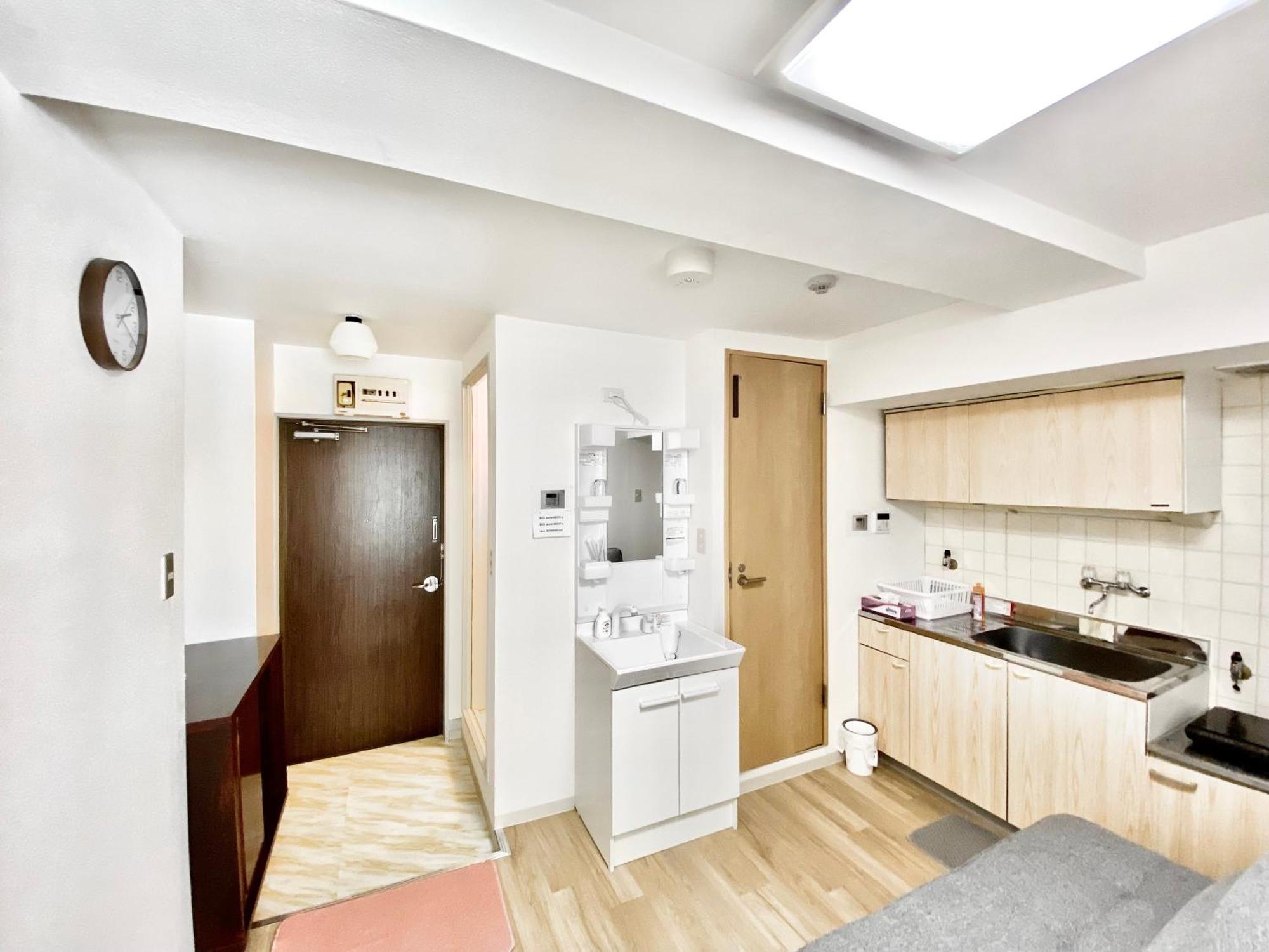 Ueno正和ビル Apartment *