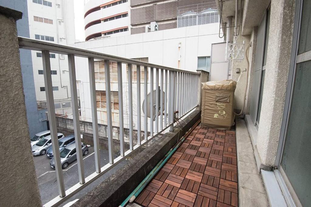 Shinjuku 3 Min Walk From Station #projector #oh2 * Tokyo