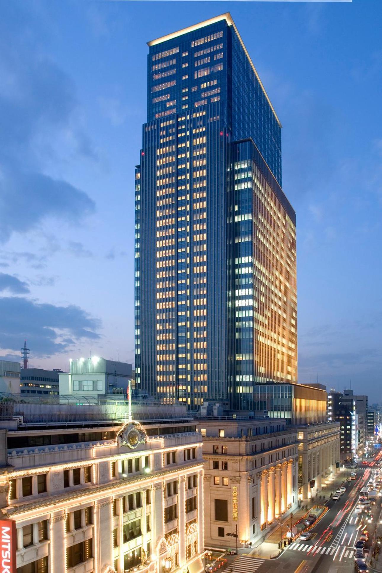 Mandarin Oriental, Hotel