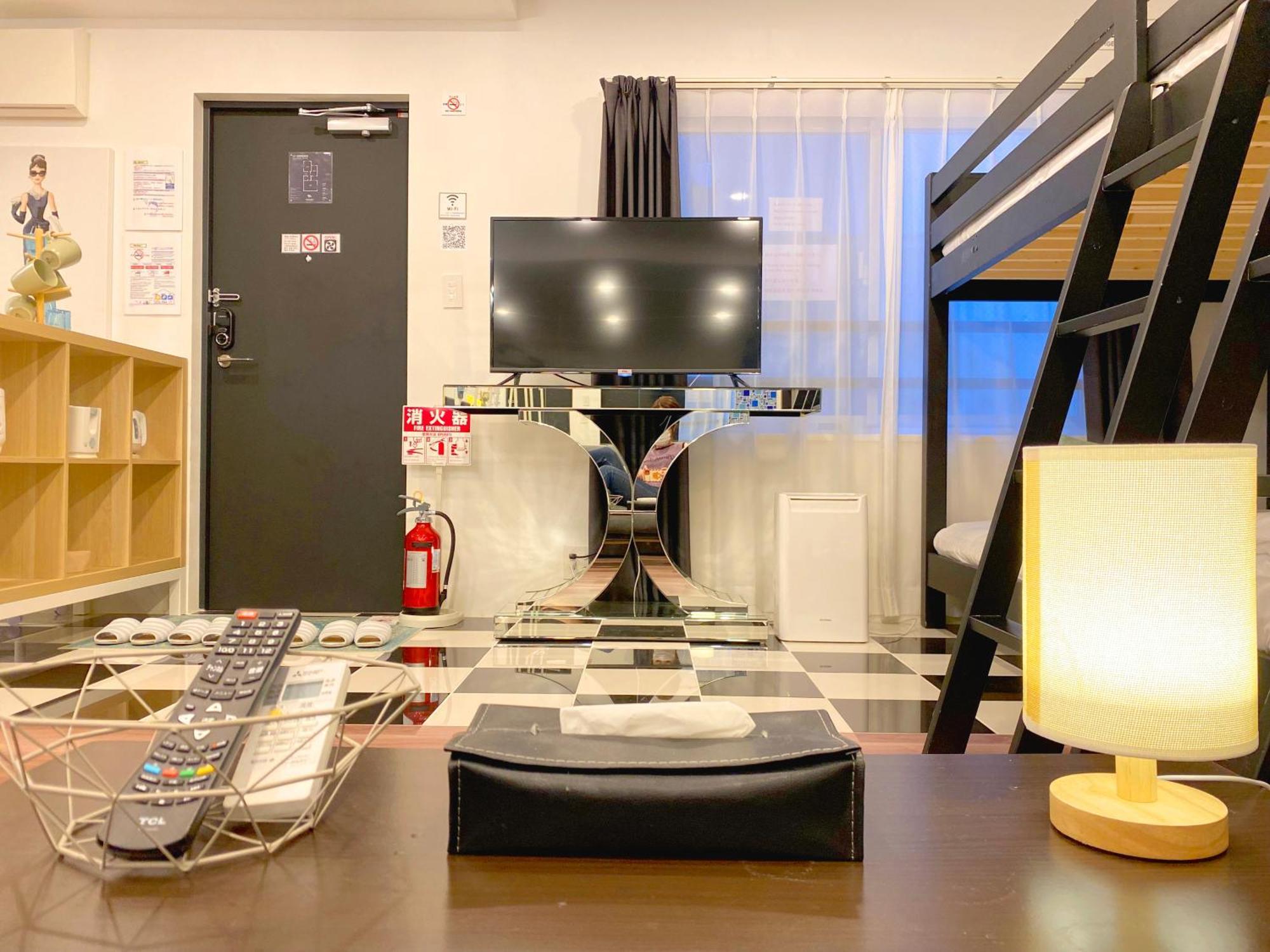 Space F Yoyogi Apartment *