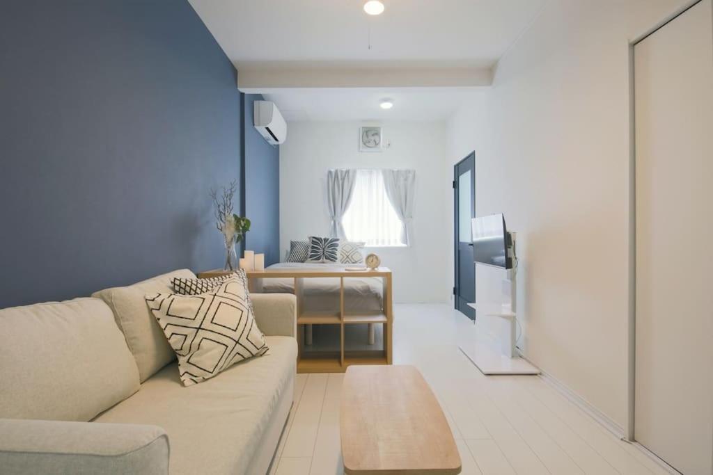 La Mer Bleue Horikiri 201 Apartment Tokyo