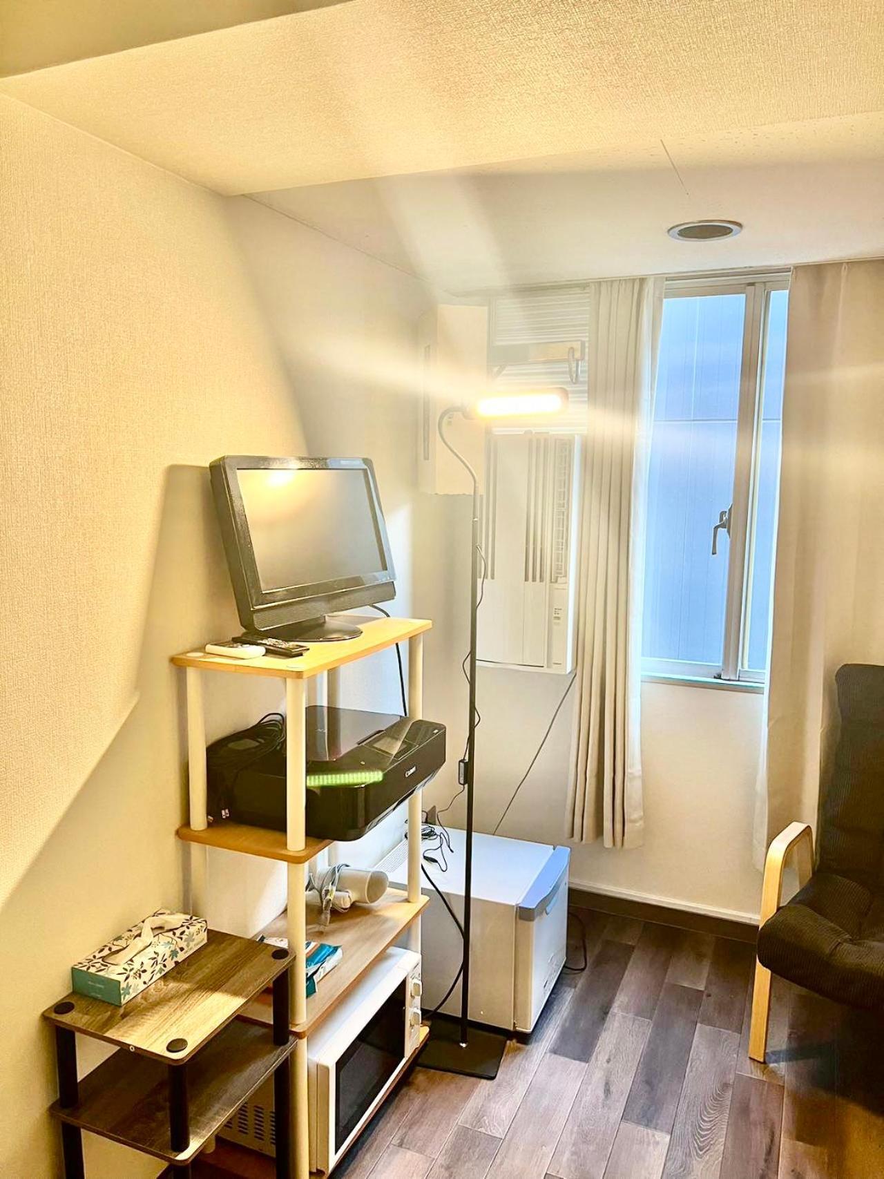 Shinjuku Hana House Metro 3mins *