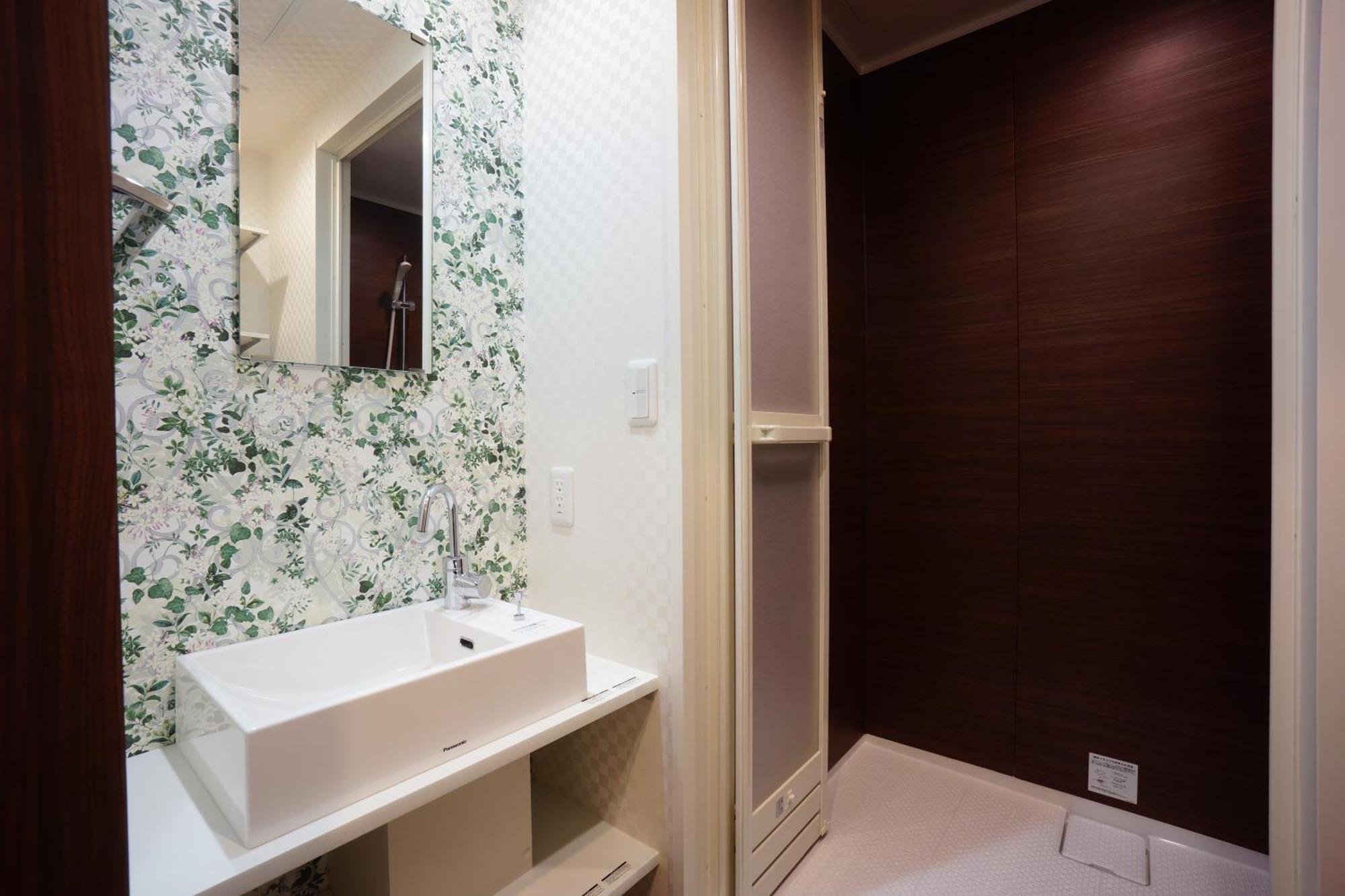 Rona Hotel Tokyo