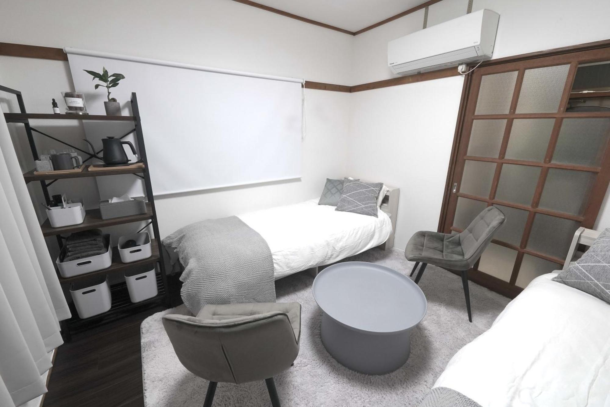 Apartment Close To Shinjuku!twin Beds,projector,appliances!