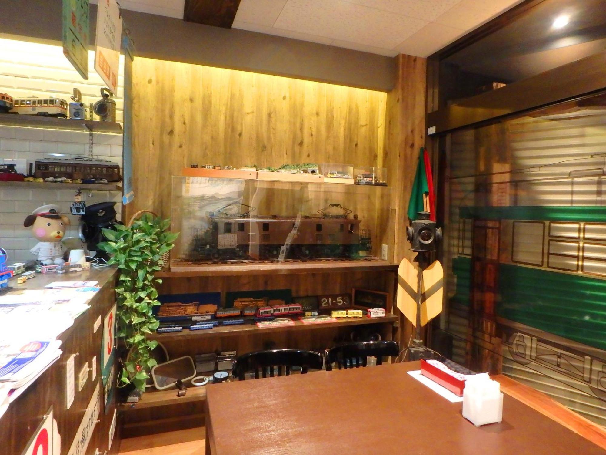 Hotel 都電屋 Todenhotel 2*