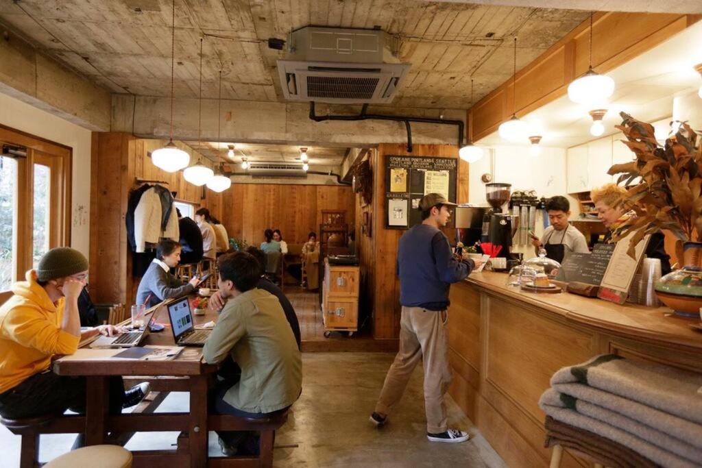 アンドステイ幡ヶ谷202 Apartment