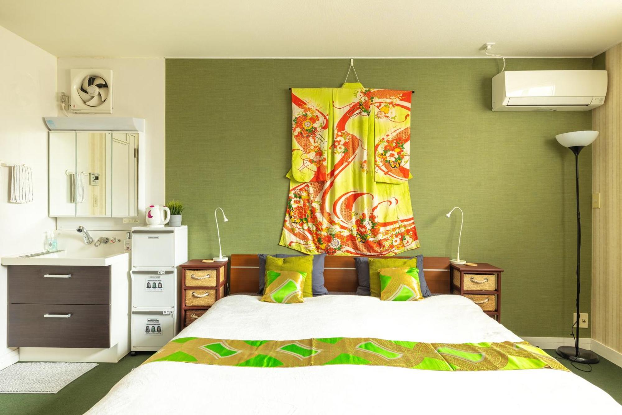 The Ivy Apartments, Location, Yoyogi!! Apartment *