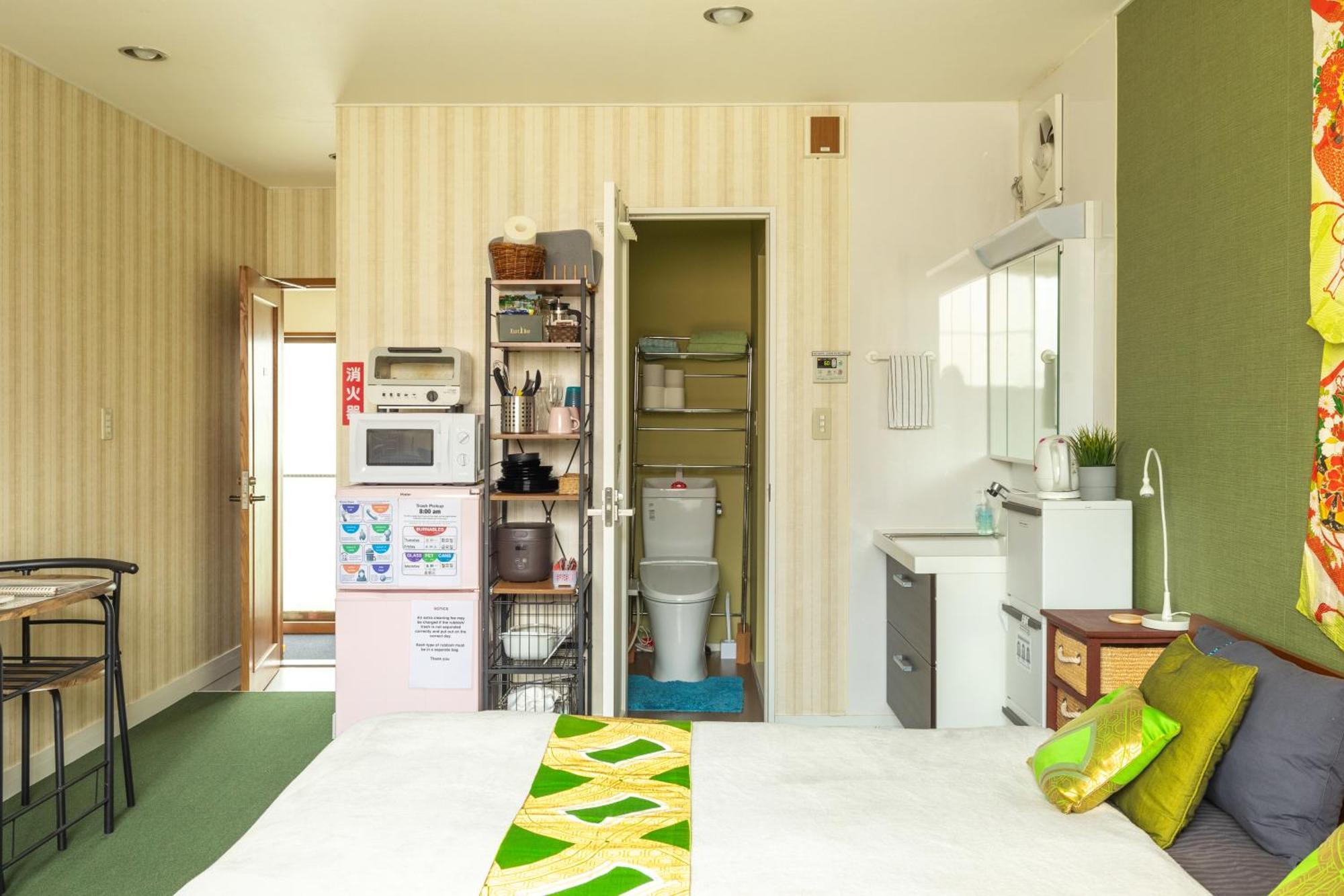 Apartment The Ivy Apartments, Location, Yoyogi!!