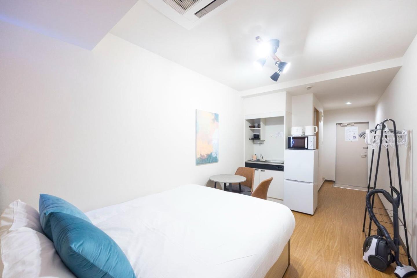 Apartment Shinjuku Okada Building *