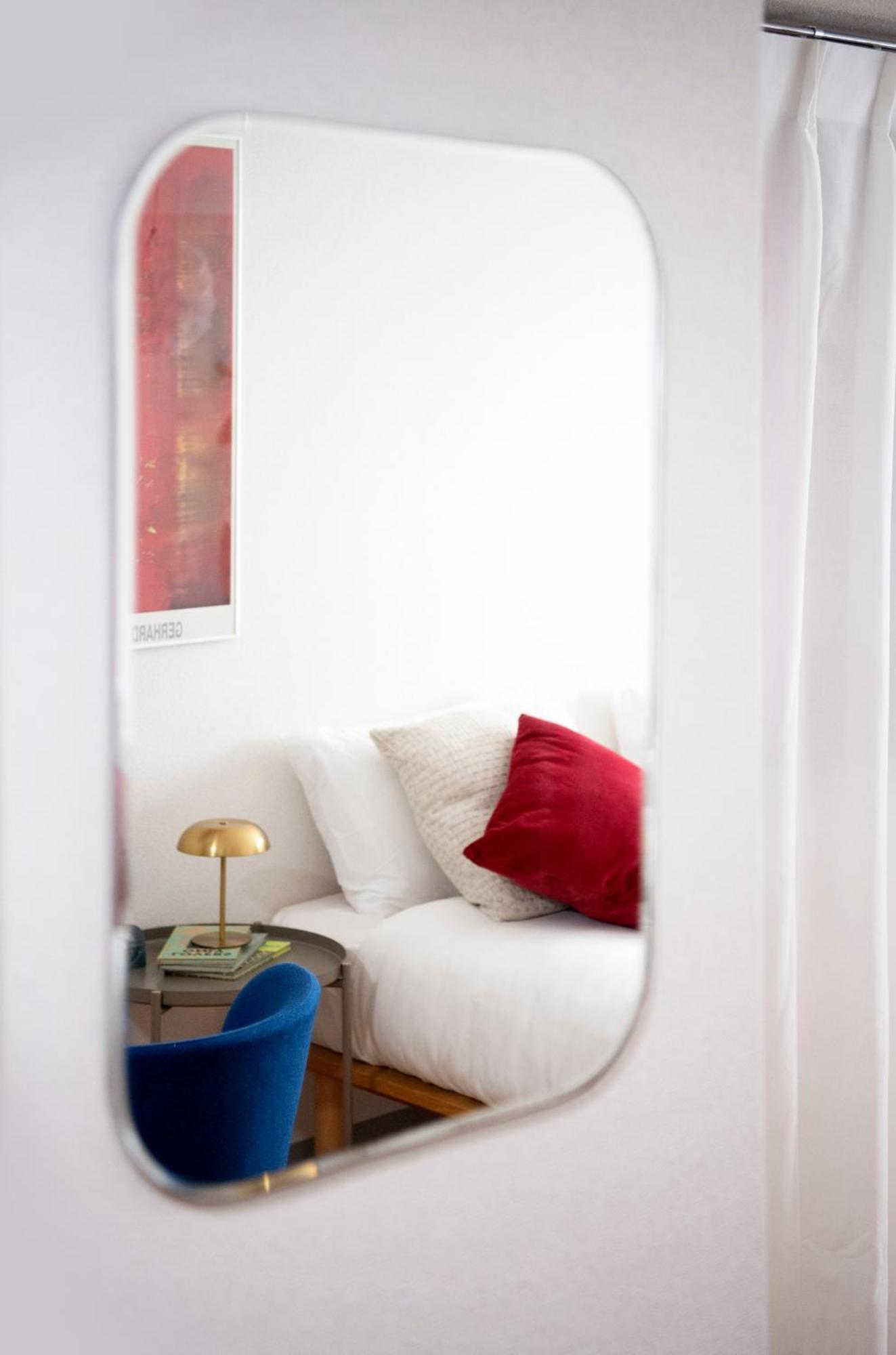 Apartment Renovated In June 2024 3mins Walk To Station 1stop To Shinjuku 3stop To Shibuya Tokyo