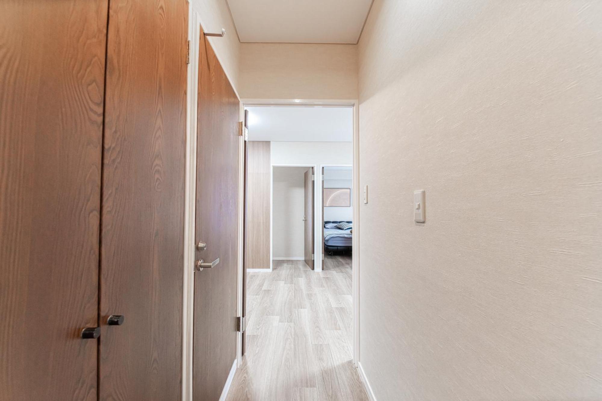 Z7全新装修套房3室2厅 新宿2站4分钟,max 8p-spacious,3rooms Near Shinjuku Apartment