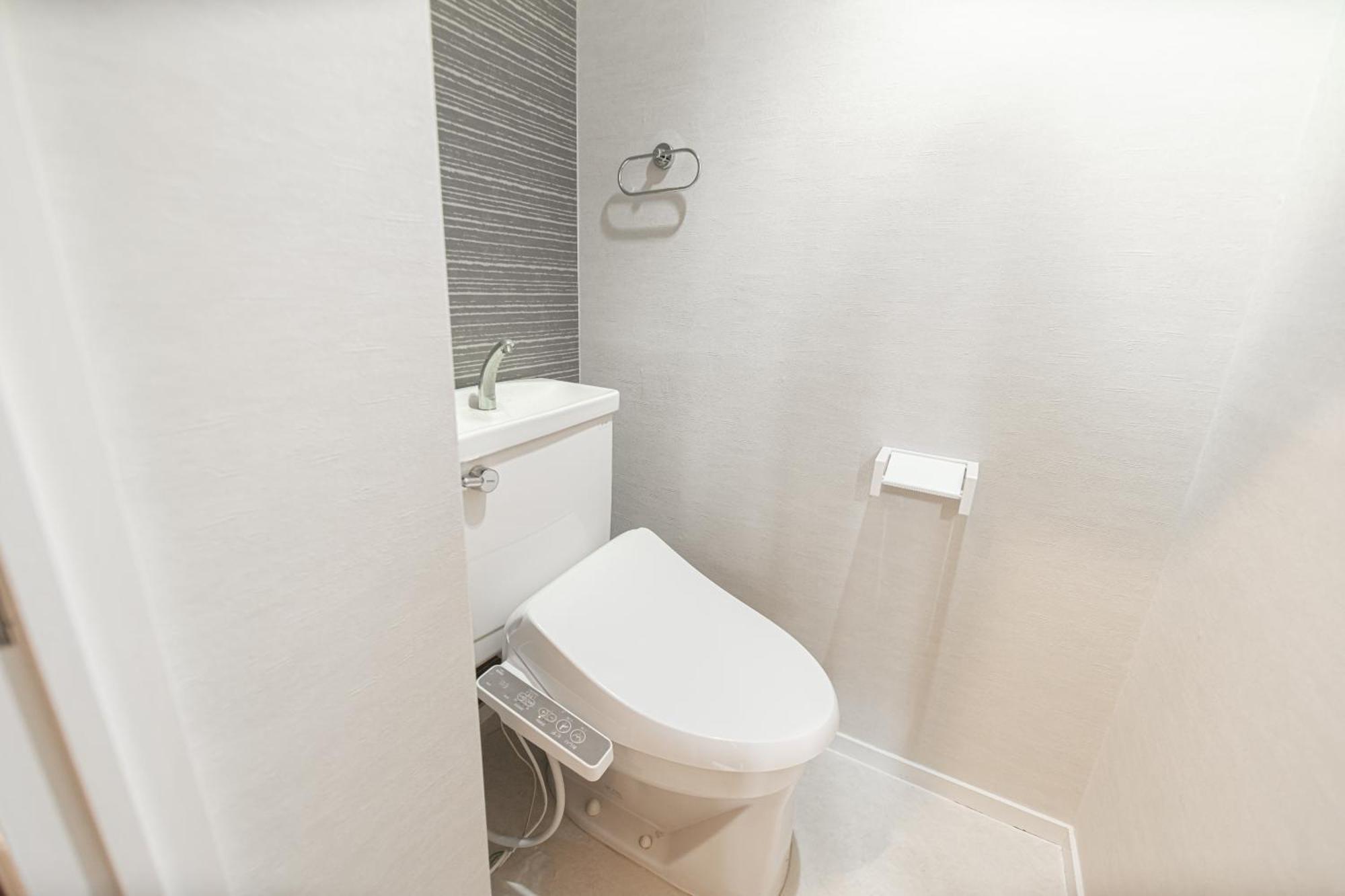 Z7全新装修套房3室2厅 新宿2站4分钟,max 8p-spacious,3rooms Near Shinjuku Apartment Tokyo