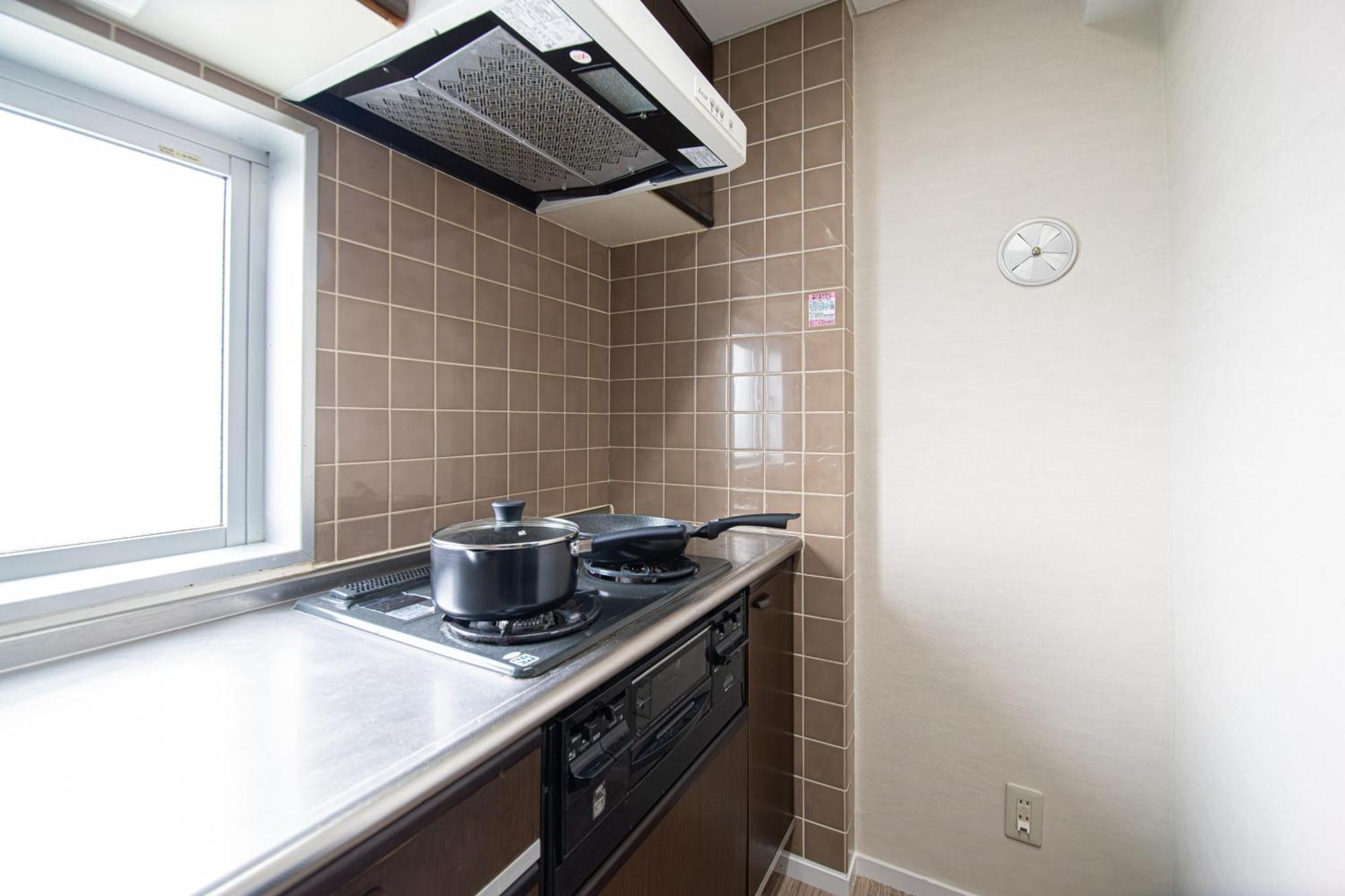 Apartment Z7全新装修套房3室2厅 新宿2站4分钟,max 8p-spacious,3rooms Near Shinjuku Tokyo