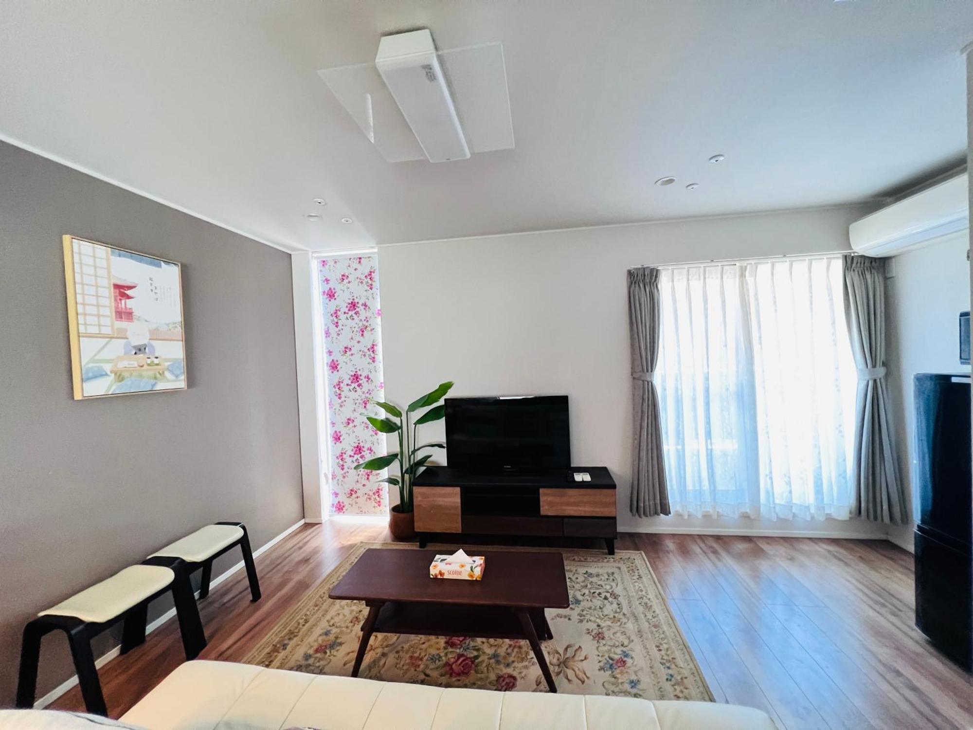 New Open Shinjuku House *