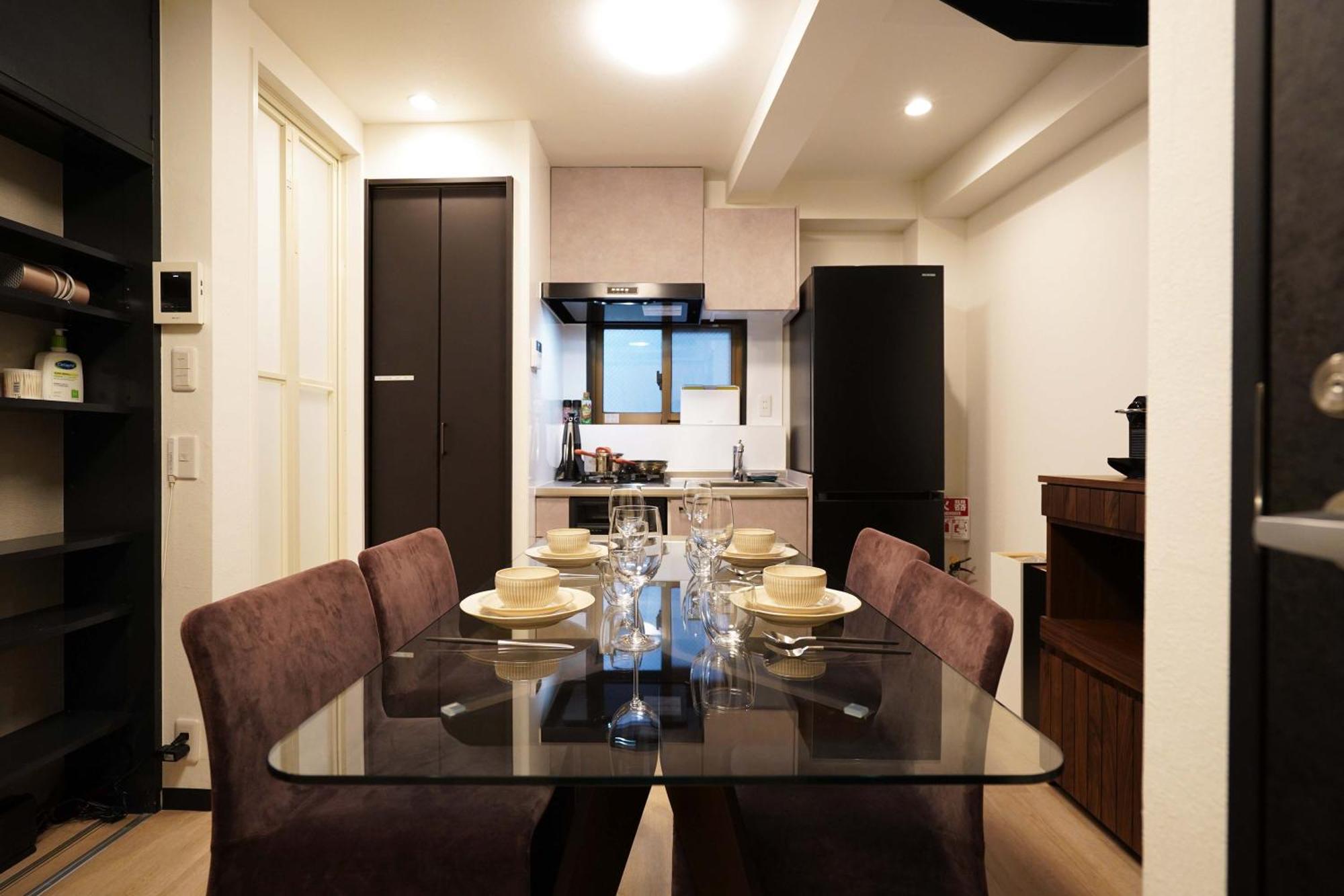 Penthouse 1-bedroom Flat In Hiroo Shibuya Apartment Tokyo