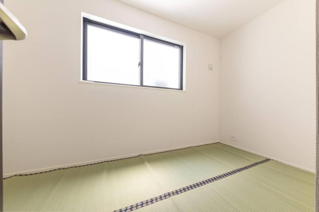 Villa 悠悠之家 池袋商业区 7分钟步行到池袋车站 3层独栋别墅 全新 3房2厅厨卫齐全 免费车库 奈飞影院 Tokyo
