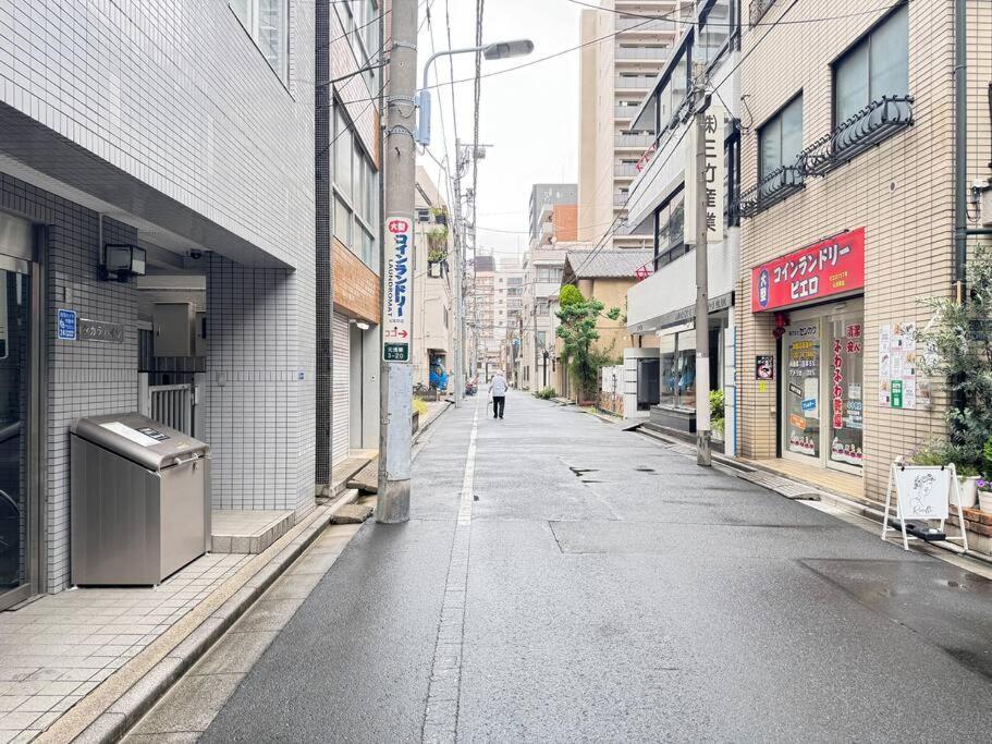 Apartment 元桜上野浅草高級民泊最大8人駅6分高級ブランドベッド家庭映画館無料自転車 Tokyo
