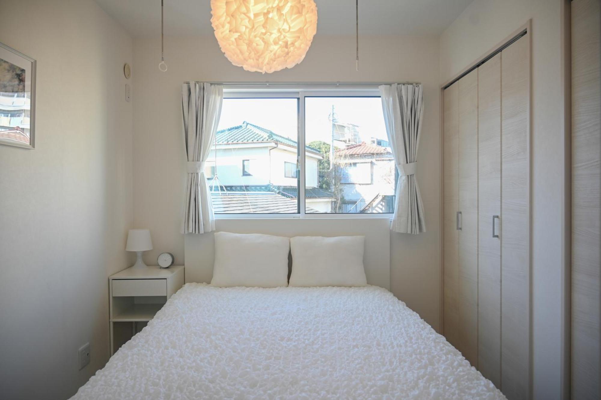 Shinjuku Ochiai Soluna White House Tokyo