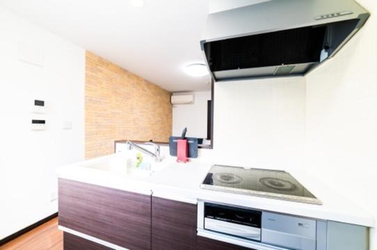 Apartment Yahiro 4-chome House 2f,3f