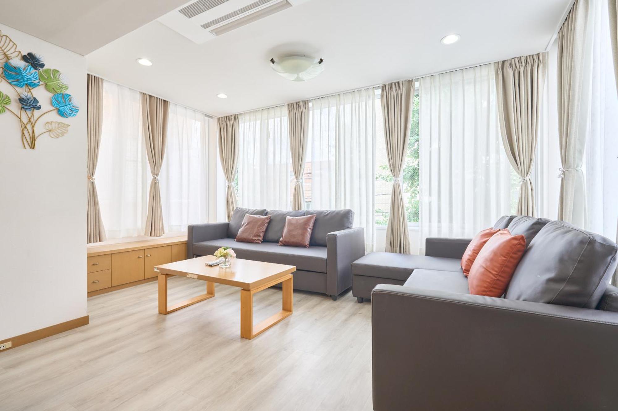 Apartment 95㎡/駅徒歩7分/エレベータ付き/お洒落2ldk/free Wifi Tokyo