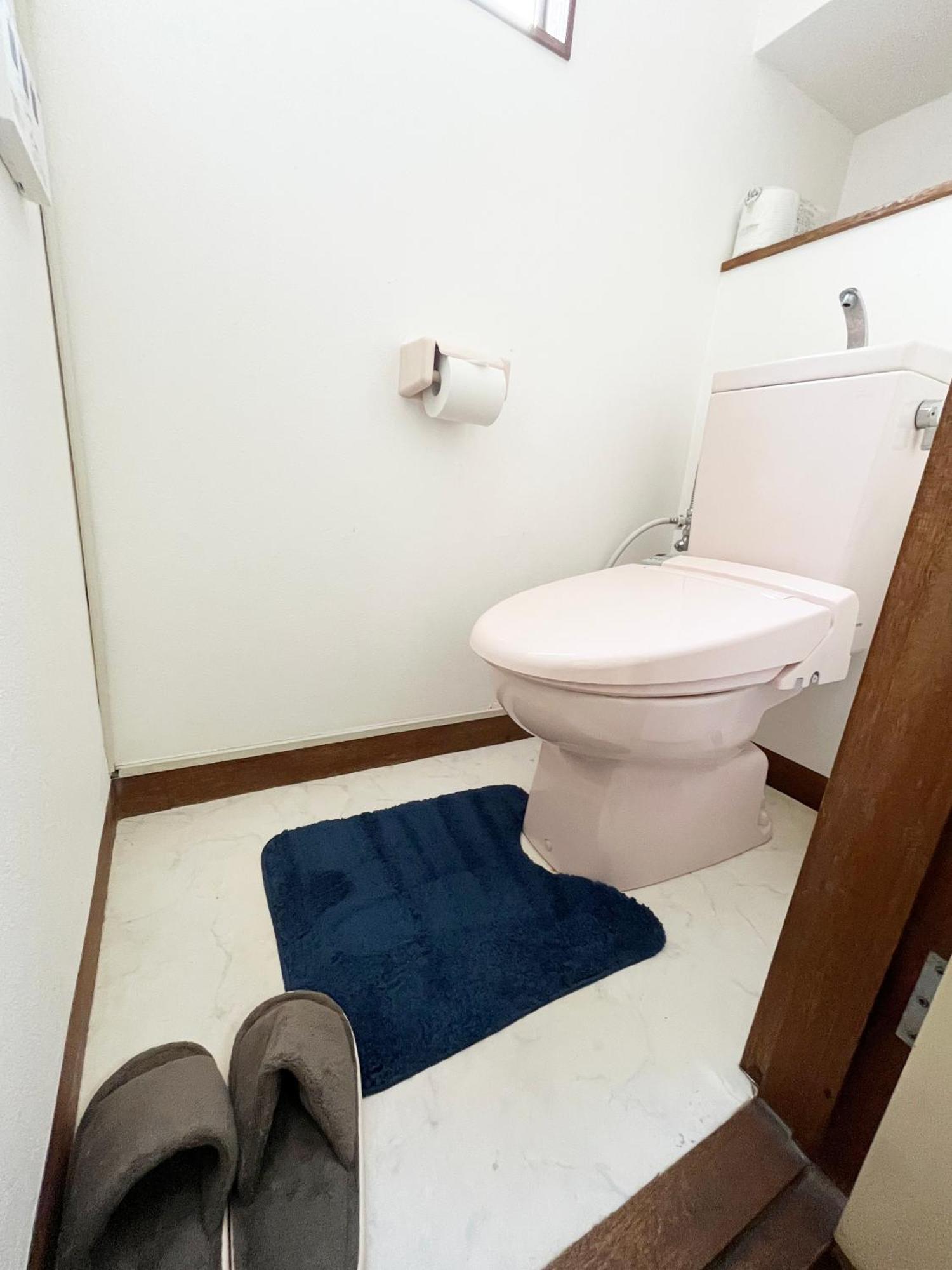 Apartment 本町1丁目b Honcho 1-chome B