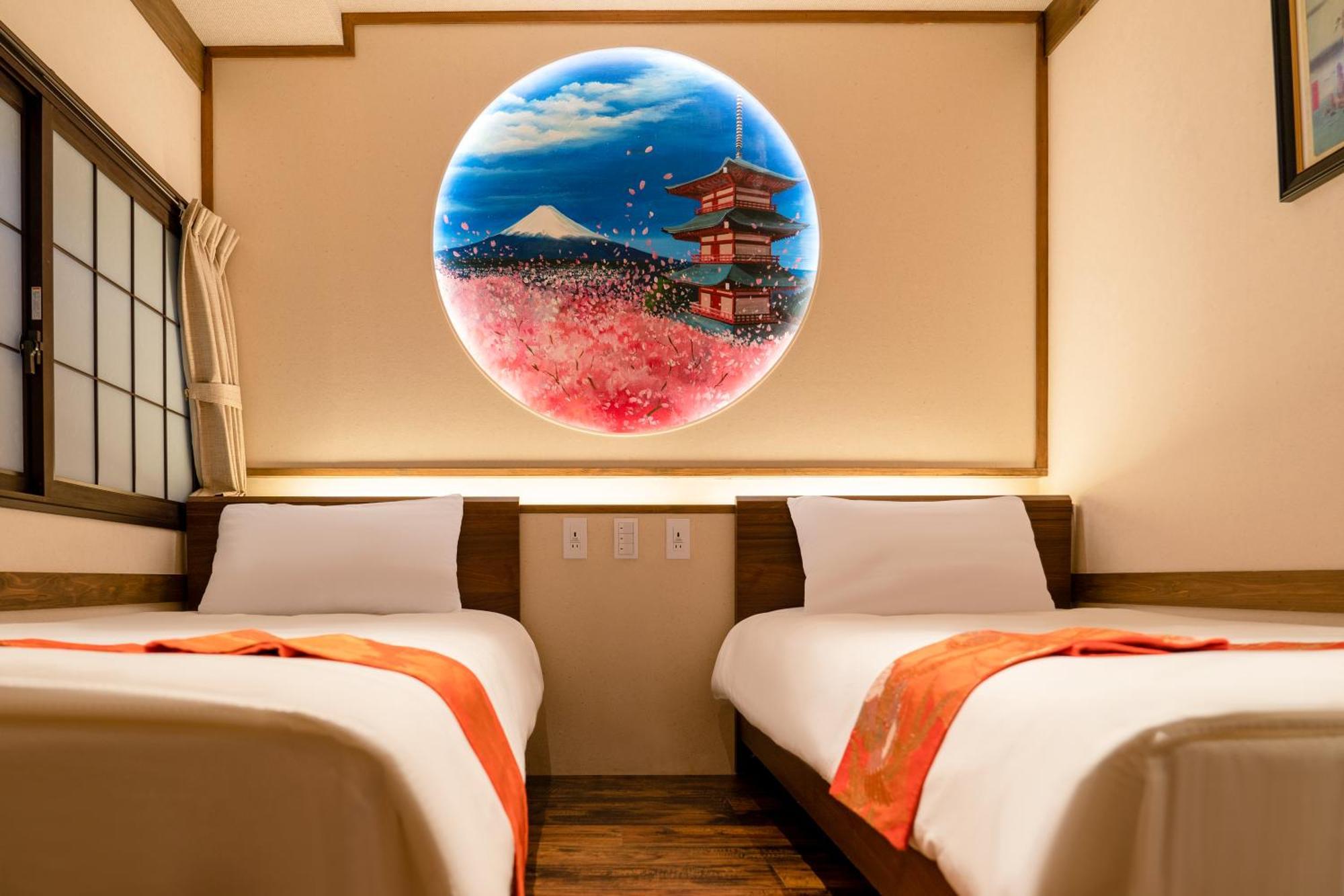 Hotel 都電屋 Todenhotel 2*