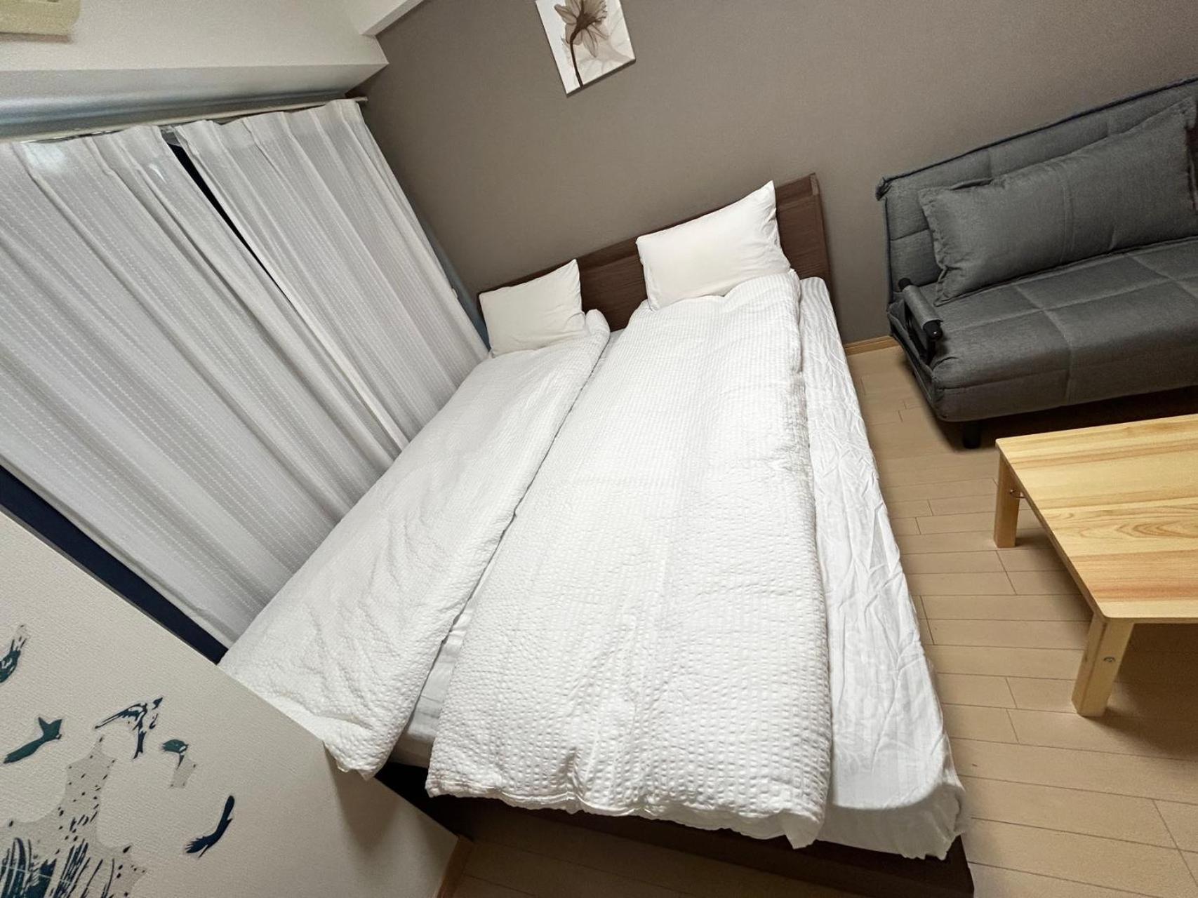 Apartment 红楼house