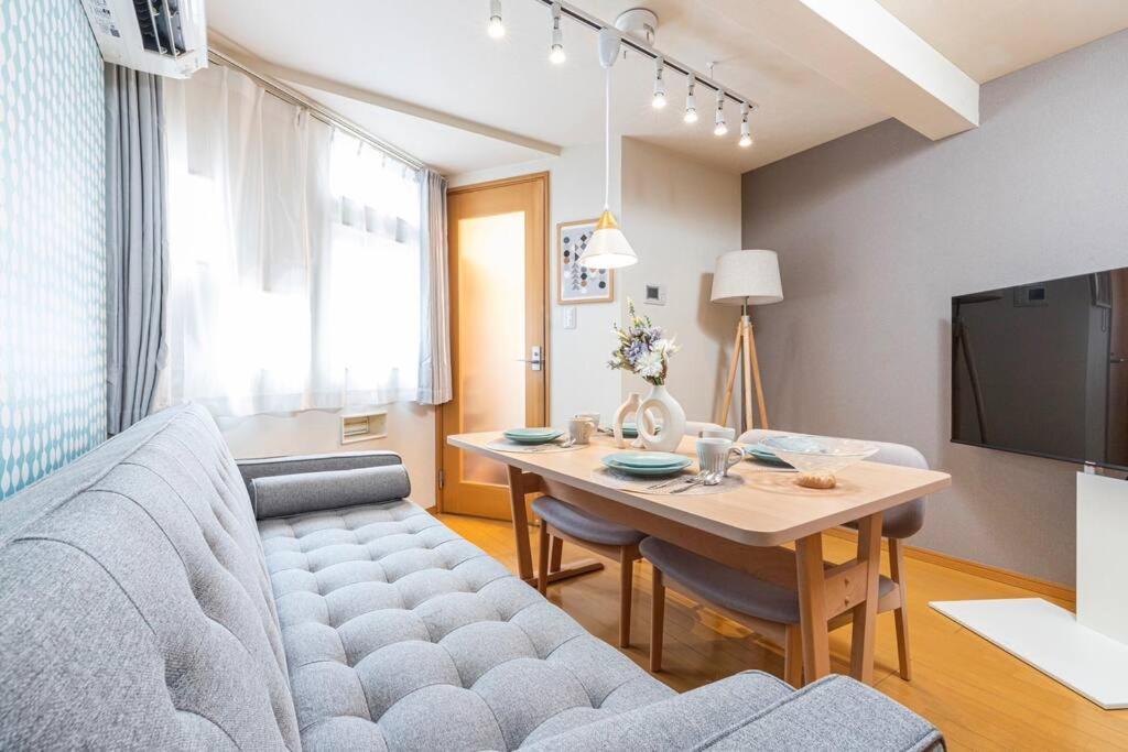 Private House In Iriya Asakusa Ueno Area * Tokyo
