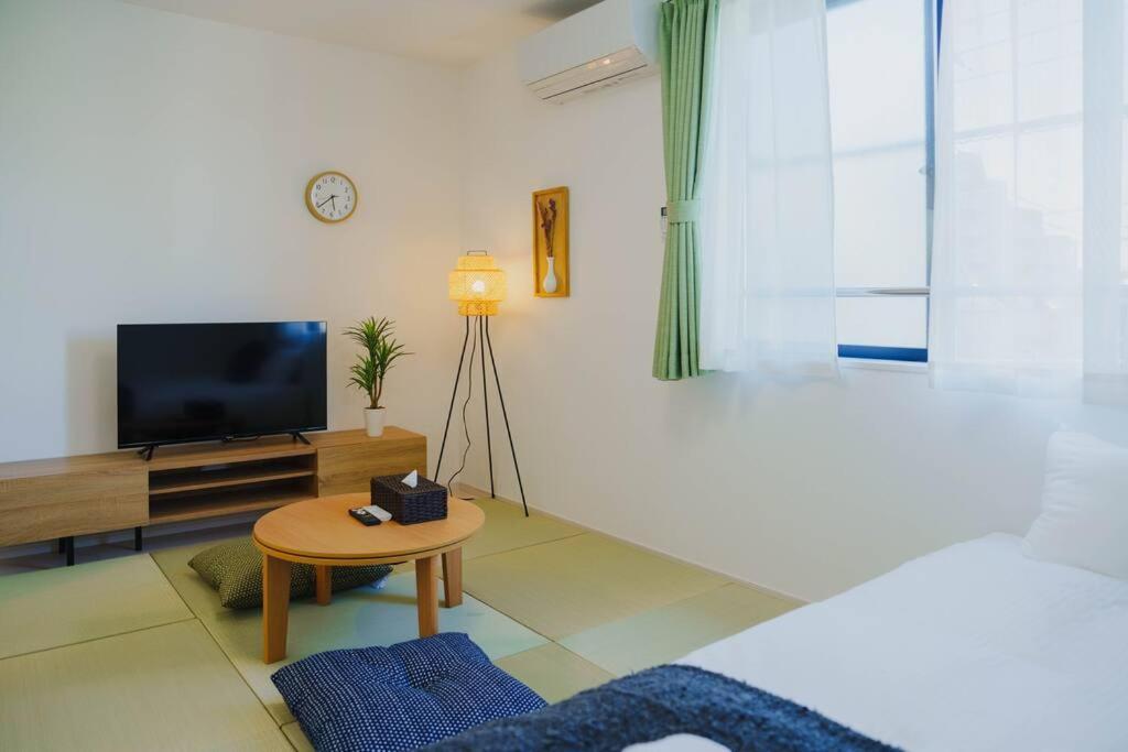 G Newly Renovated Hotel, Direct Access To Ueno, Asakusa, Disneyland, Airport * Tokyo