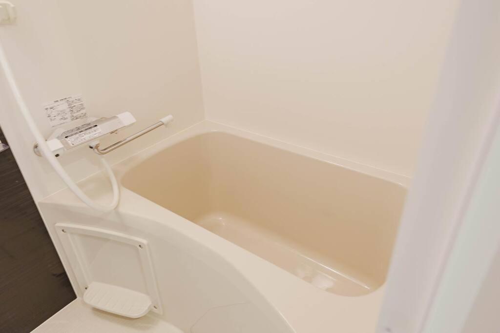 G Newly Renovated Hotel, Direct Access To Ueno, Asakusa, Disneyland, Airport