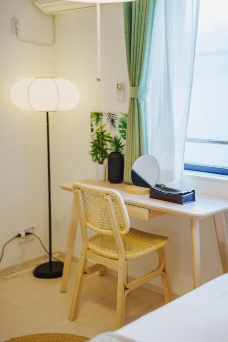F Newly Renovated Hotel, Direct Access To Ueno, Asakusa, Disneyland, Airport * Tokyo