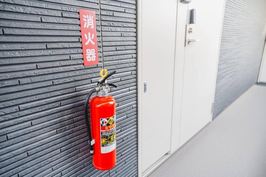 E Newly Renovated Hotel, Direct Access To Ueno, Asakusa, Disneyland, Airport Apartment