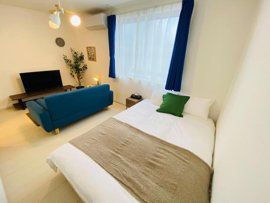 D Newly Renovated Hotel, Direct Access To Ueno, Asakusa, Disneyland, Airport Apartment Tokyo