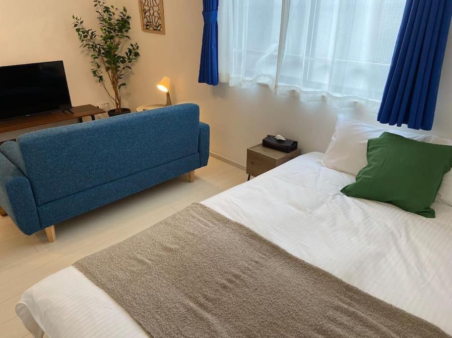 D Newly Renovated Hotel, Direct Access To Ueno, Asakusa, Disneyland, Airport * Tokyo