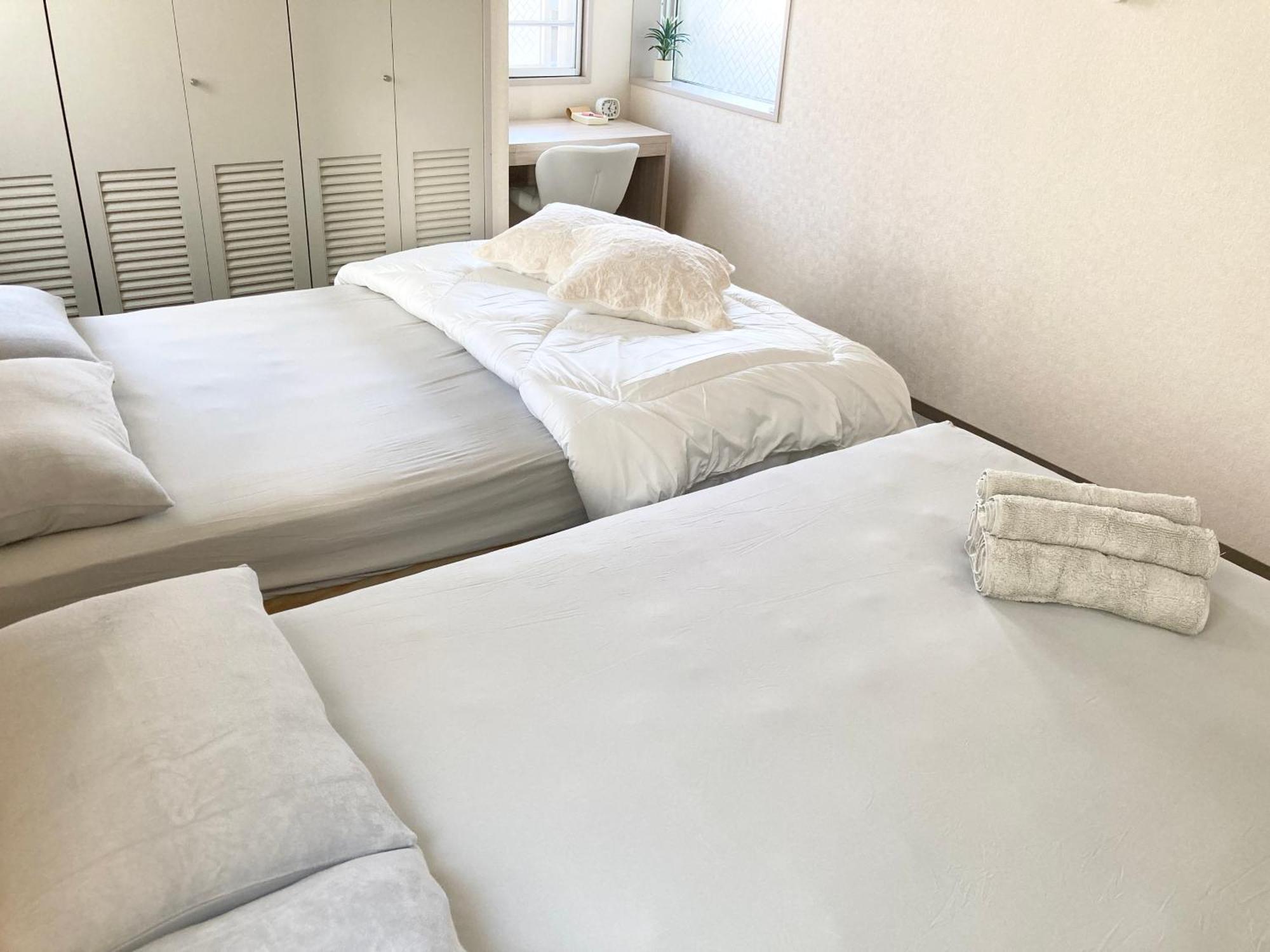 Apartment Miko's House Setagaya, Shinjuku 10min, Tranquil Hideaway, Lucky Cat Temple, Super Market 新宿10分 下北沢2km 喧騒から離れた隠れ家, 招き猫の豪徳寺 あなたの東京の家 Tokyo