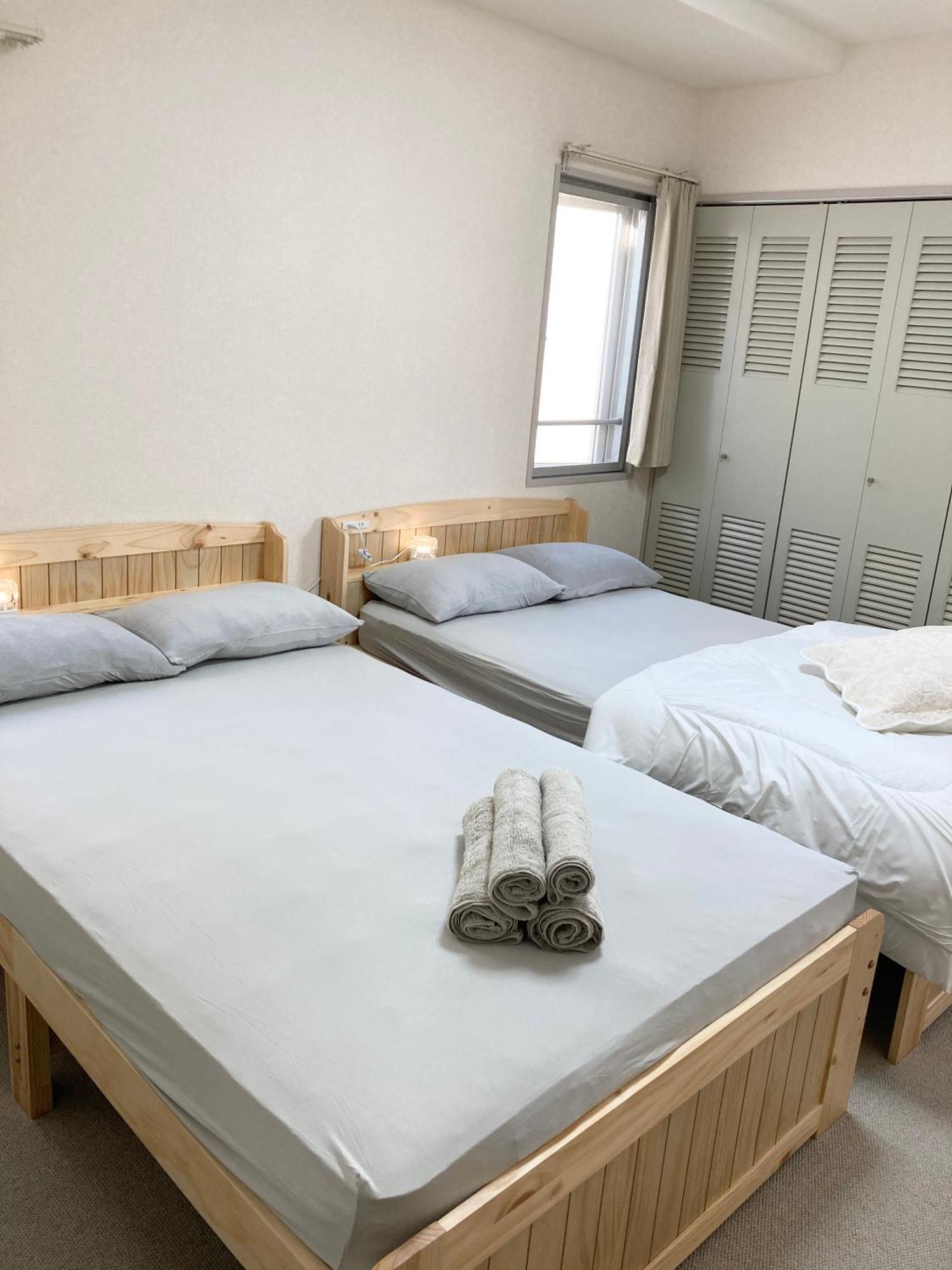 Apartment Miko's House Setagaya, Shinjuku 10min, Tranquil Hideaway, Lucky Cat Temple, Super Market 新宿10分 下北沢2km 喧騒から離れた隠れ家, 招き猫の豪徳寺 あなたの東京の家