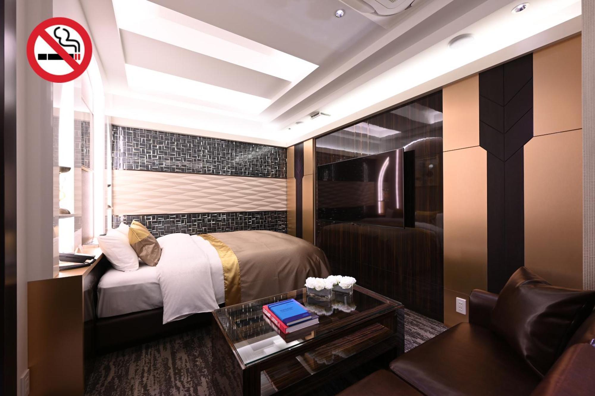 Varkin Annex Tokyo