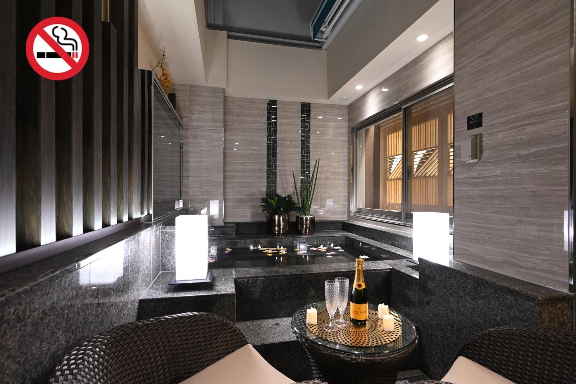 Hotel Varkin Annex