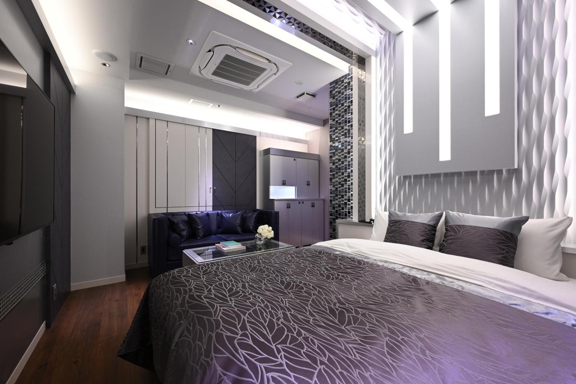 Varkin Annex Hotel